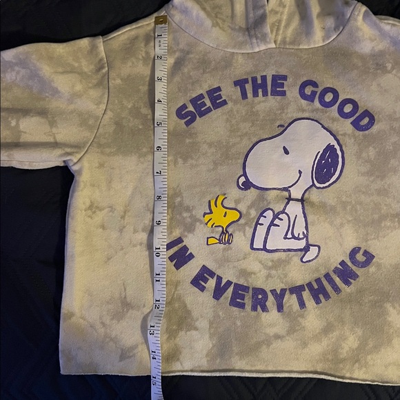 Peanuts - Summer Edition - Snoopy & Woodstock Relaxing - Cropped Pullover Hoodie - Picture 11 of 12